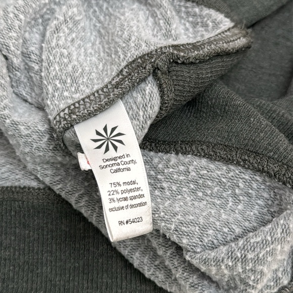 Athleta crewneck sweatshirt M - Picture 8 of 10